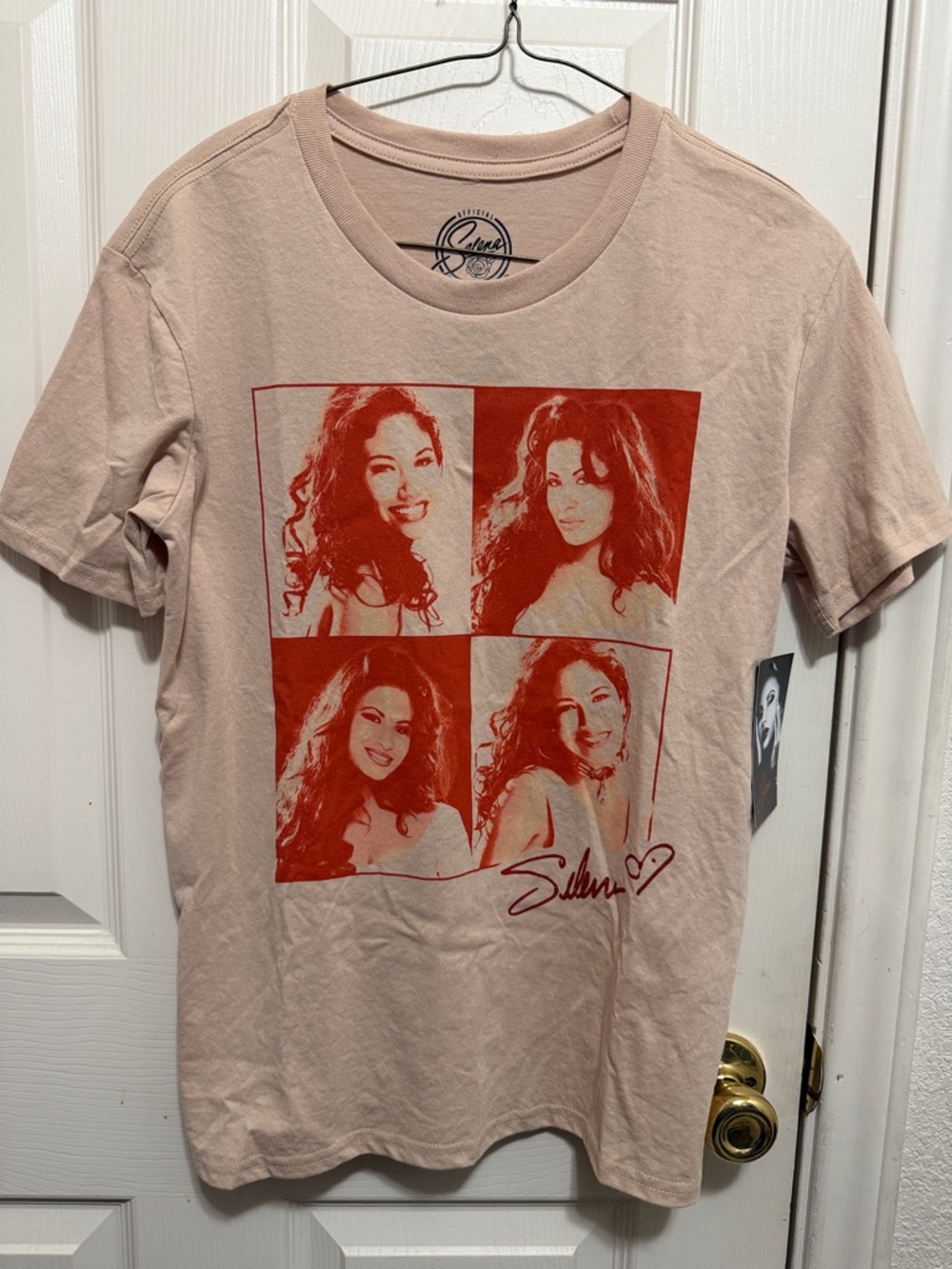 Selena Quintanilla Short Sleeve Graphic Tee Photo Panel